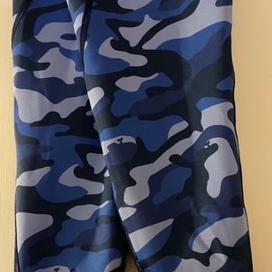 Vineyard vines reversible leggings